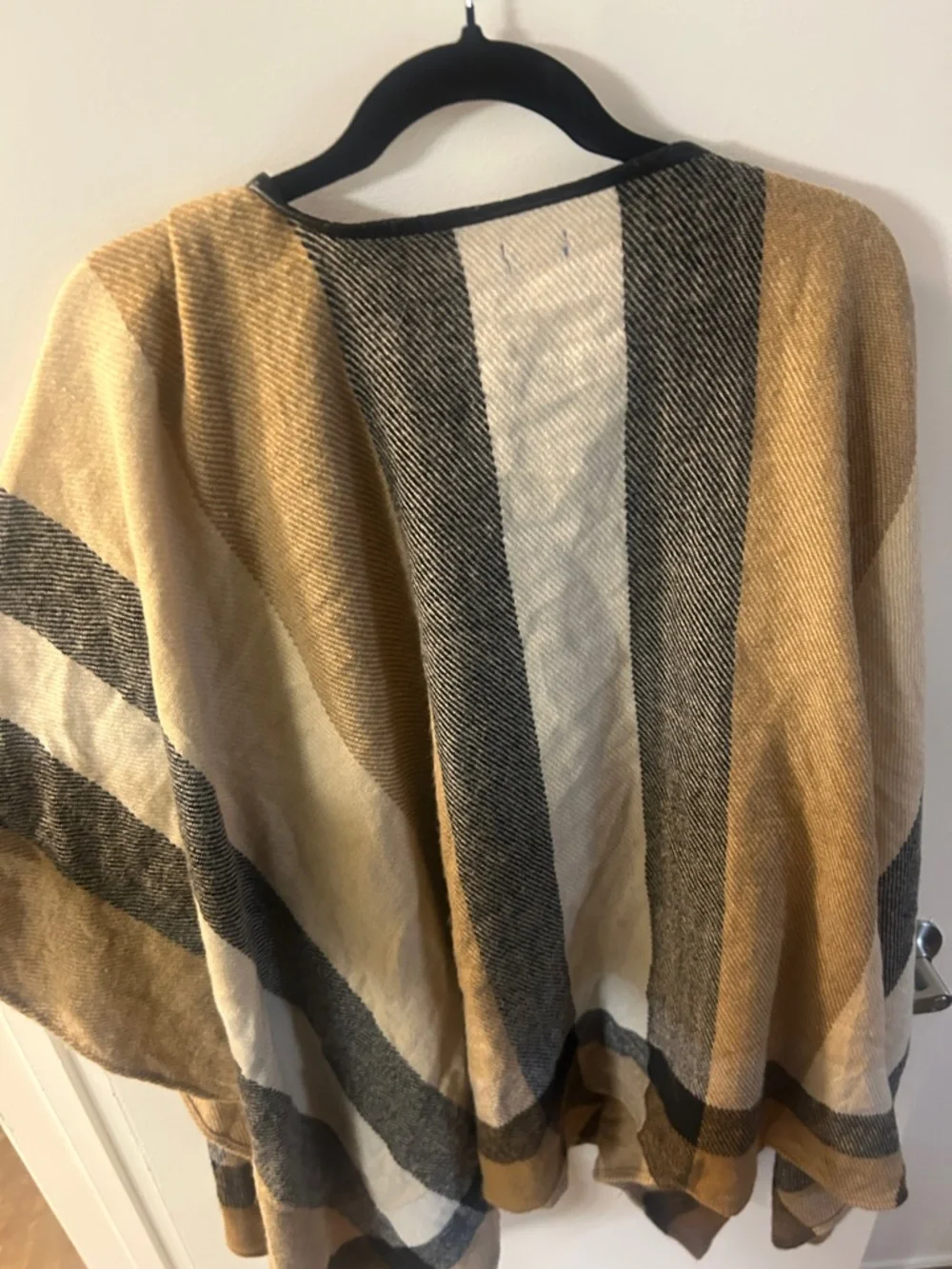 Apt. 9 Black, Cream & Tan Zip-Front Poncho - one size fits all - Picture 4 of 4
